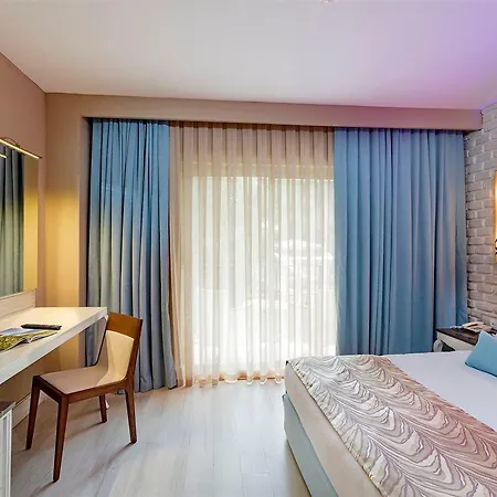 Robinson Club Masmavi Szálloda 5*
